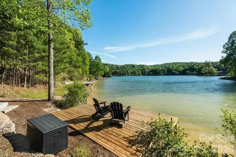 984 Eagle Lake Drive Brevard NC 28712