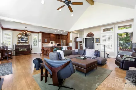 8 Spring Ridge Lane Hendersonville NC 28739