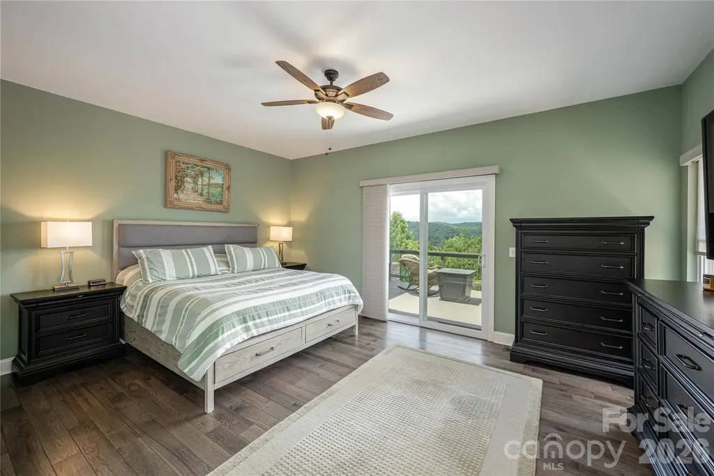 467 Crystal Heights Drive Hendersonville NC 28379