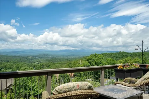 467 Crystal Heights Drive Hendersonville NC 28379