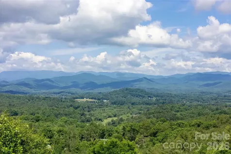 467 Crystal Heights Drive Hendersonville NC 28379