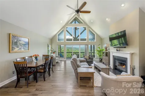 467 Crystal Heights Drive Hendersonville NC 28379
