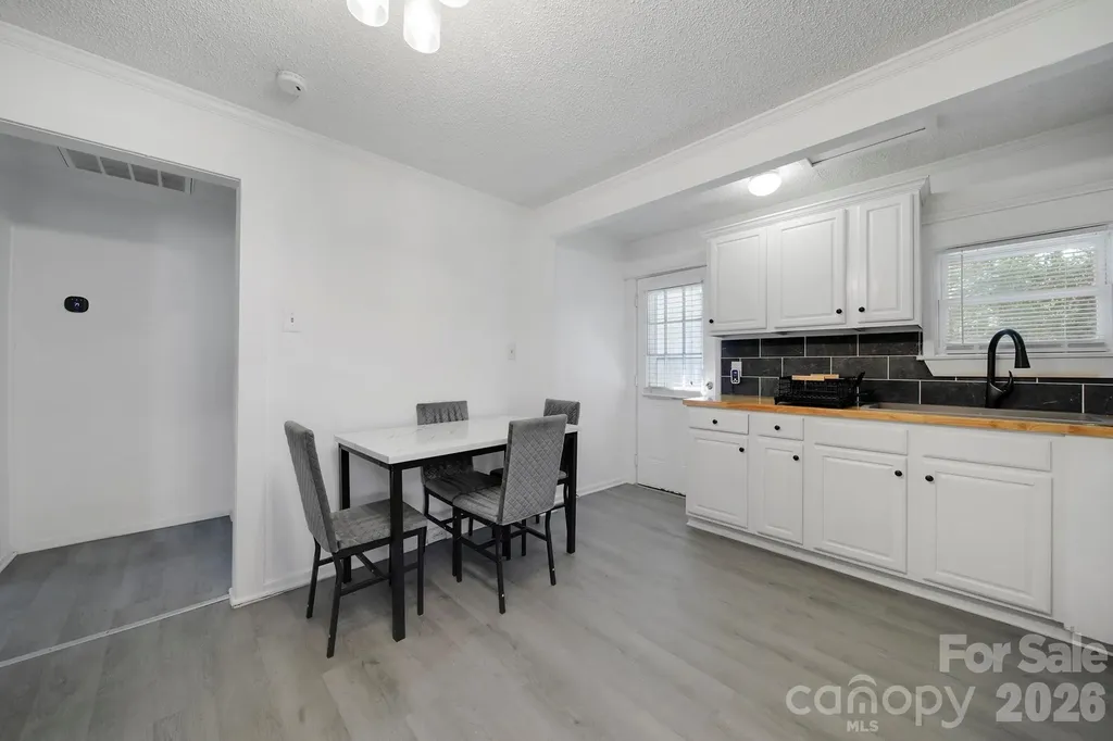 311 Todd Street Belmont NC 28012