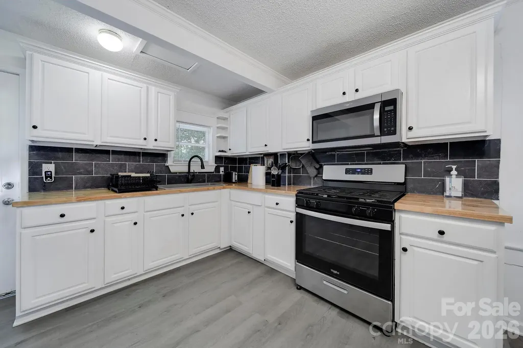 311 Todd Street Belmont NC 28012