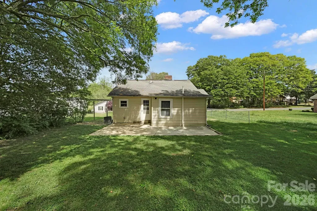 311 Todd Street Belmont NC 28012