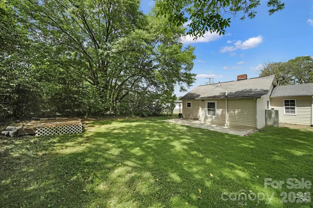 311 Todd Street Belmont NC 28012