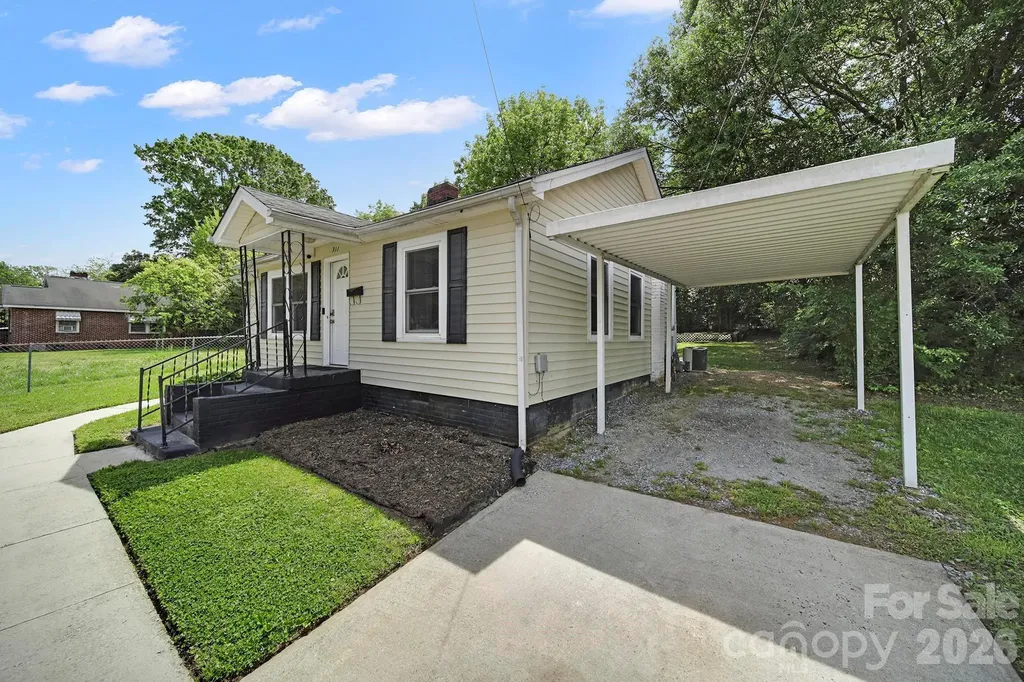 311 Todd Street Belmont NC 28012