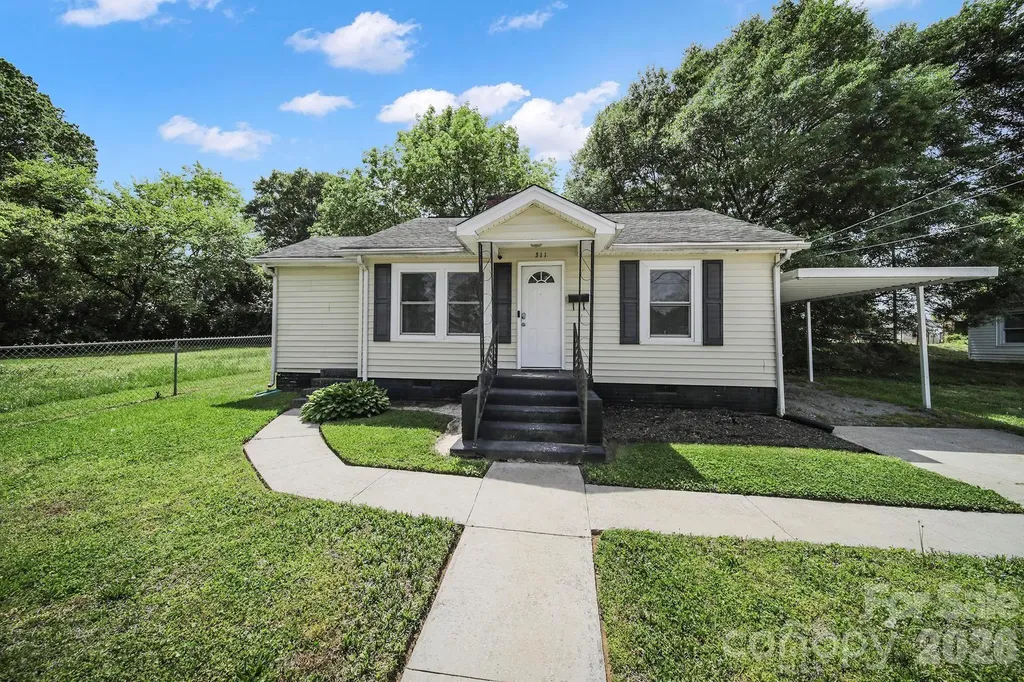 311 Todd Street Belmont NC 28012