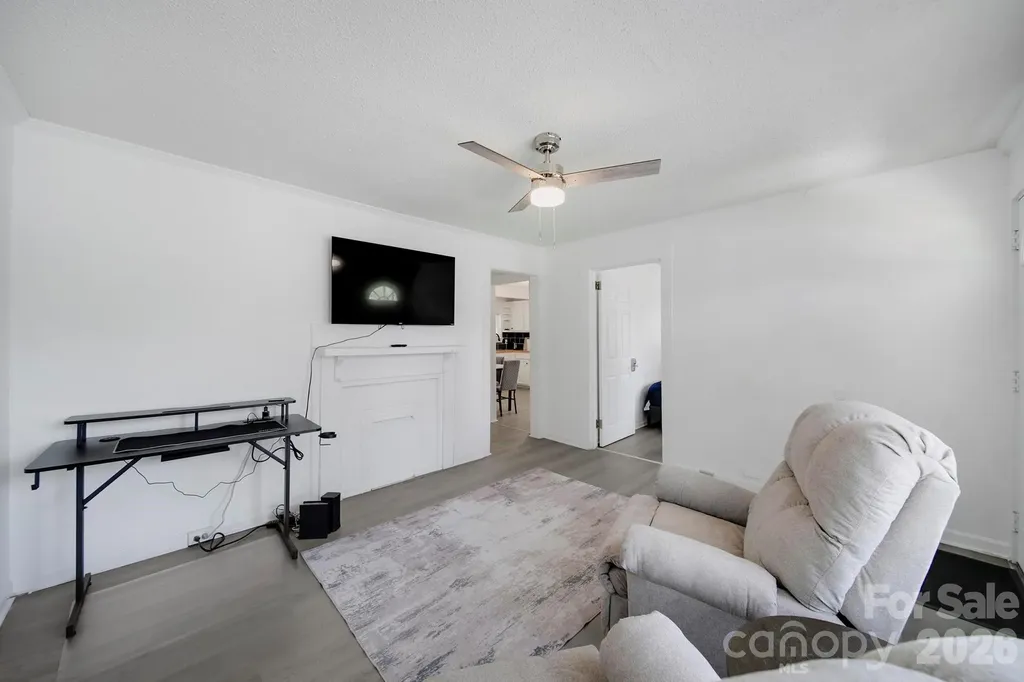 311 Todd Street Belmont NC 28012