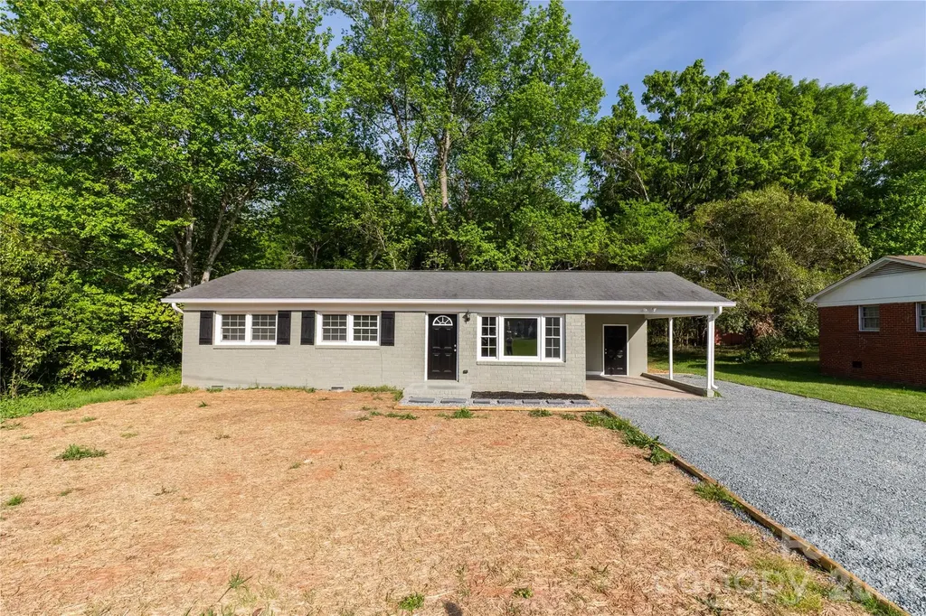 213 Washington Street Wingate NC 28174