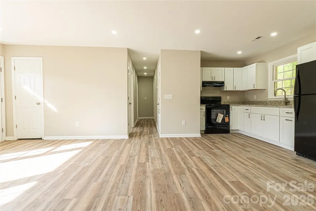 213 Washington Street Wingate NC 28174