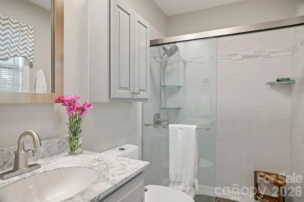 12 Steeplechase Court Hendersonville NC 28791