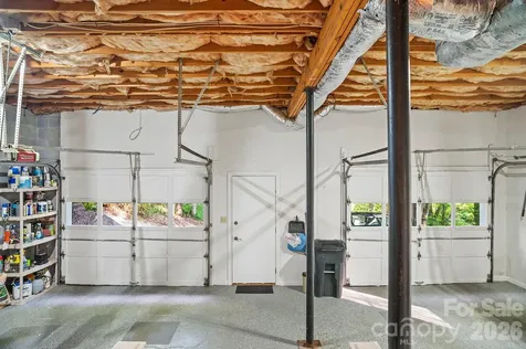 12 Steeplechase Court Hendersonville NC 28791