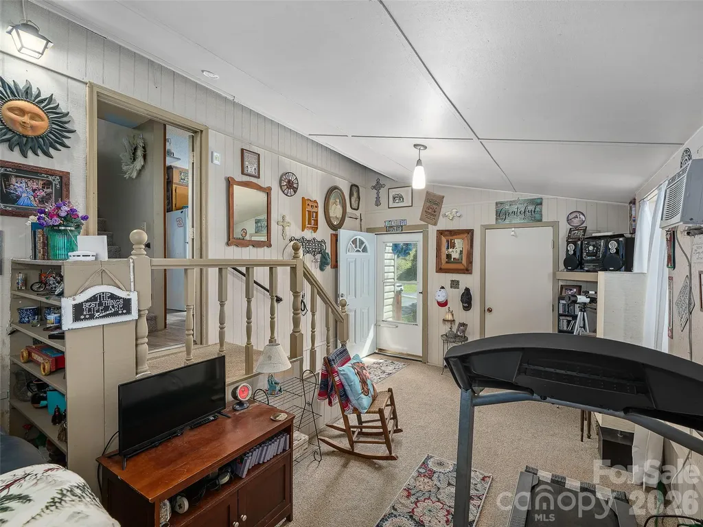 376 Hoot Owl Road Spruce Pine NC 28777