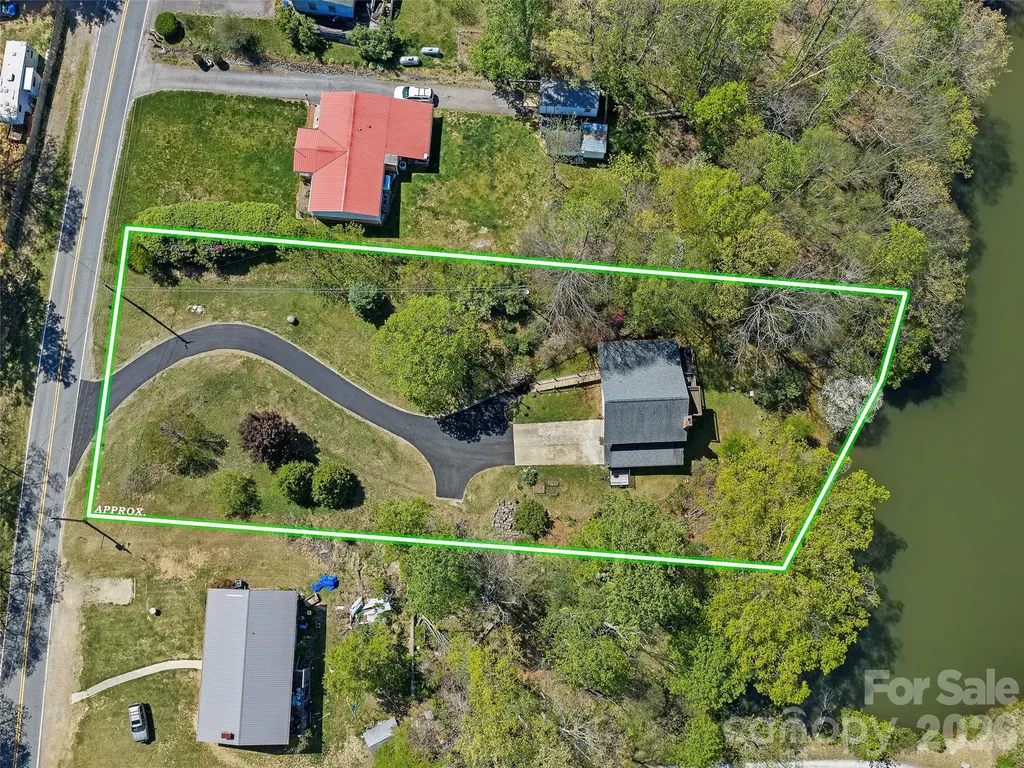 376 Hoot Owl Road Spruce Pine NC 28777