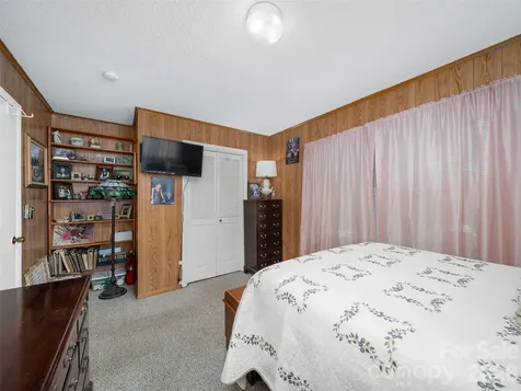 376 Hoot Owl Road Spruce Pine NC 28777