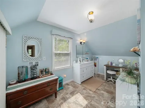 376 Hoot Owl Road Spruce Pine NC 28777