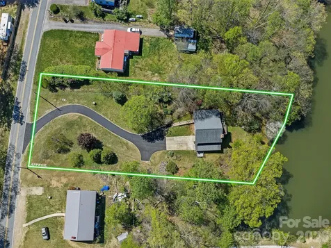376 Hoot Owl Road Spruce Pine NC 28777