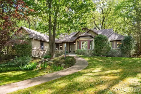 109 Little Cherokee Ridge Hendersonville NC 28739