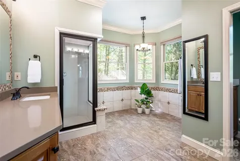 109 Little Cherokee Ridge Hendersonville NC 28739