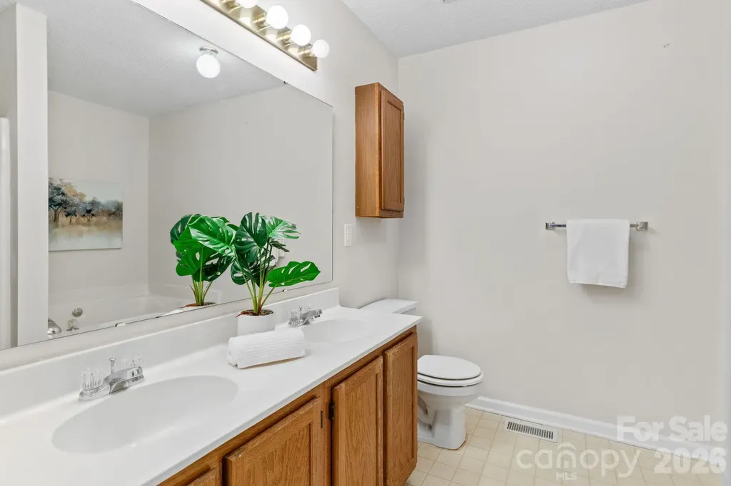 300 Armour Street Davidson NC 28036