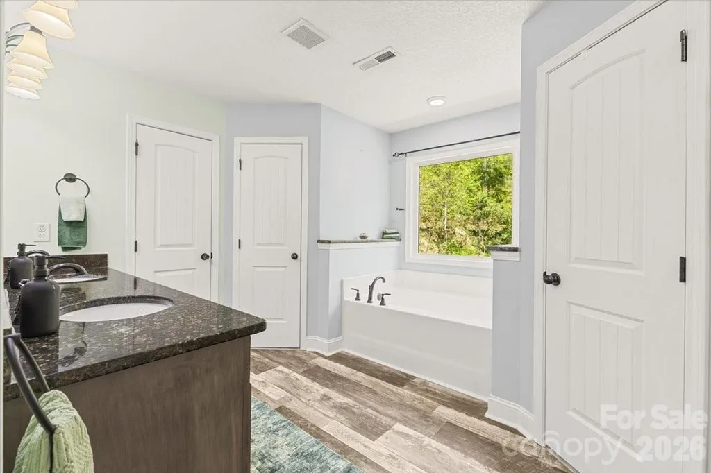 65 Leisure Lane Swannanoa NC 28778