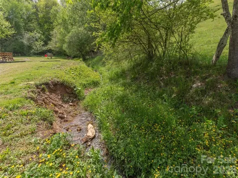 115 Gardening Frog Trail Waynesville NC 28785