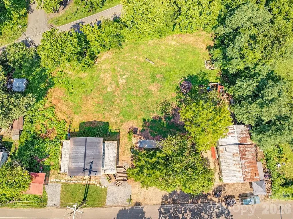 153 Vinewood Circle Asheville NC 28806