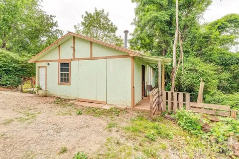 153 Vinewood Circle Asheville NC 28806