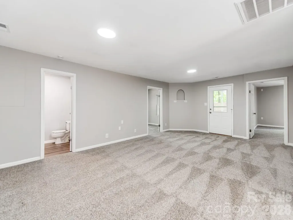 2124 Shoal Road Lincolnton NC 28092