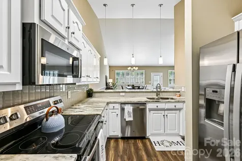 3868 Sage Court Denver NC 28037