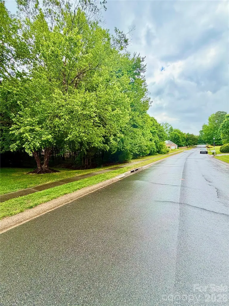 1808 Brandywine Drive Matthews NC 28105