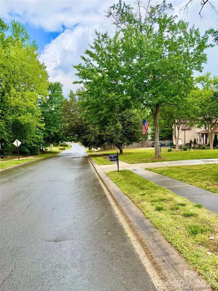 1808 Brandywine Drive Matthews NC 28105