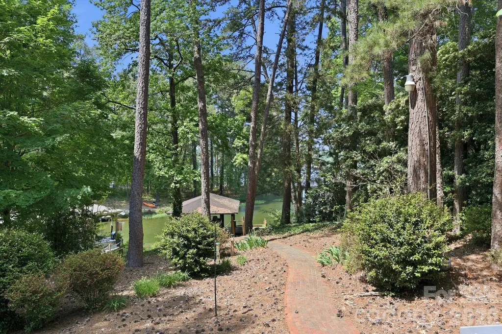 16311 Croatan Court Norwood NC 28128