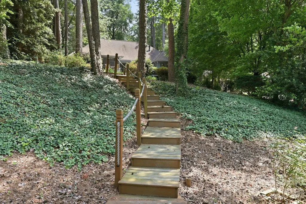 16311 Croatan Court Norwood NC 28128