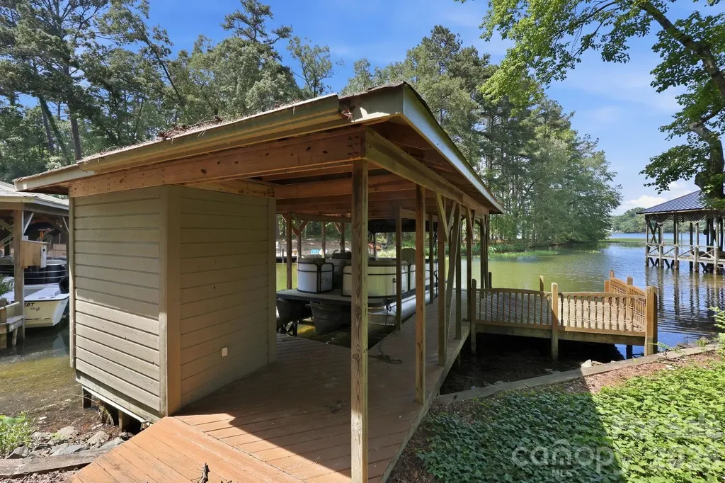16311 Croatan Court Norwood NC 28128