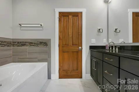 131 Bear Trace Road Brevard NC 28712