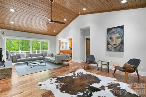 131 Bear Trace Road Brevard NC 28712