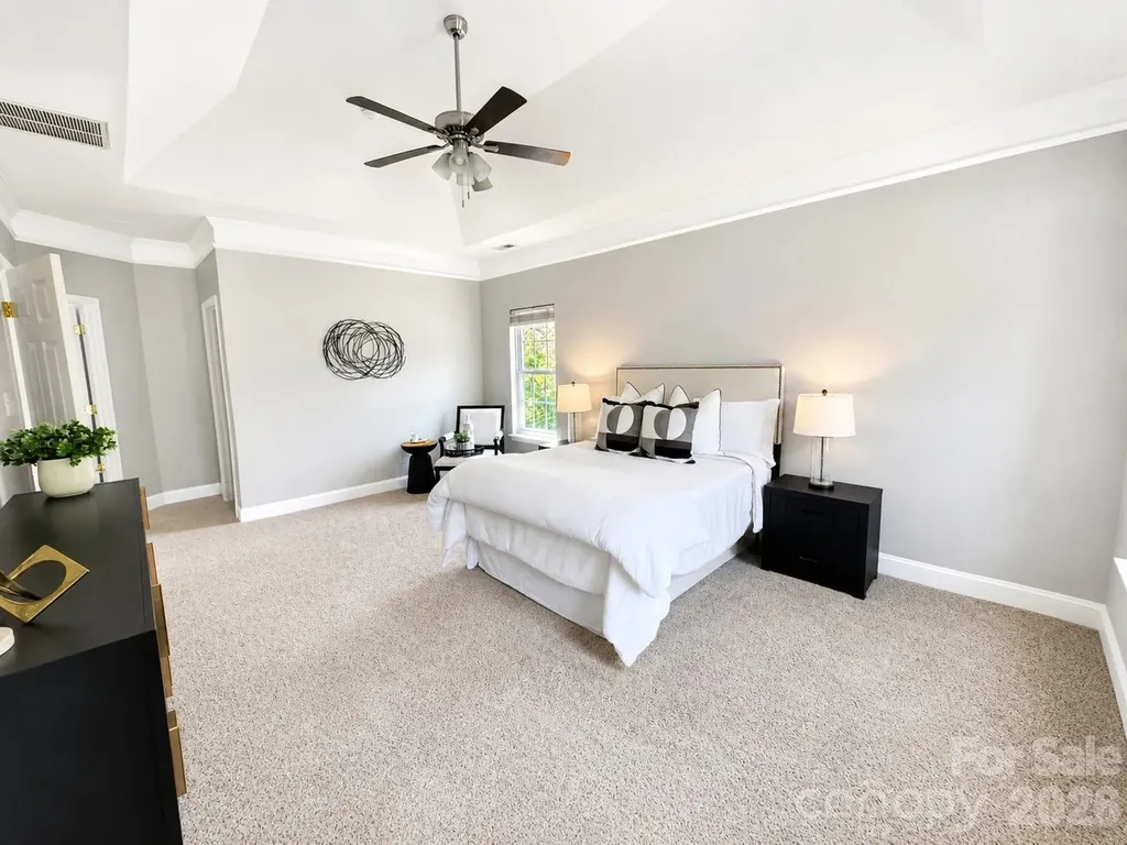 1675 Sanridge Wind Lane Charlotte NC 28262