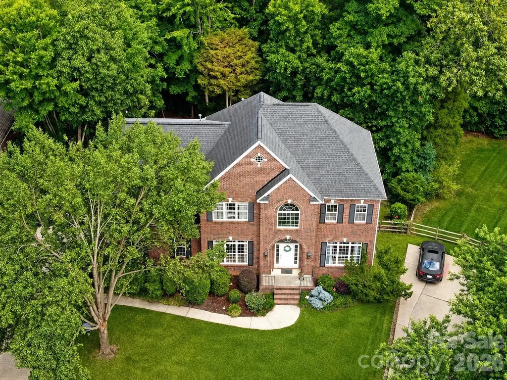 1675 Sanridge Wind Lane Charlotte NC 28262
