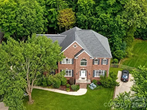 1675 Sanridge Wind Lane Charlotte NC 28262