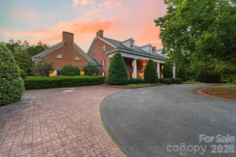 1486 Knolls Drive Newton NC 28658
