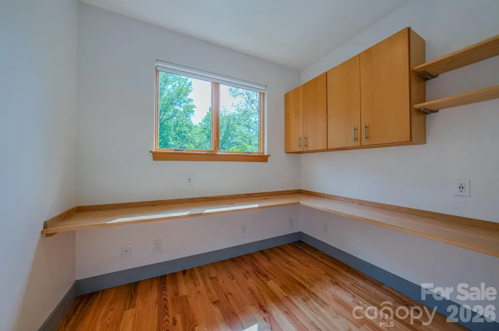 87 Deaver Street Asheville NC 28806