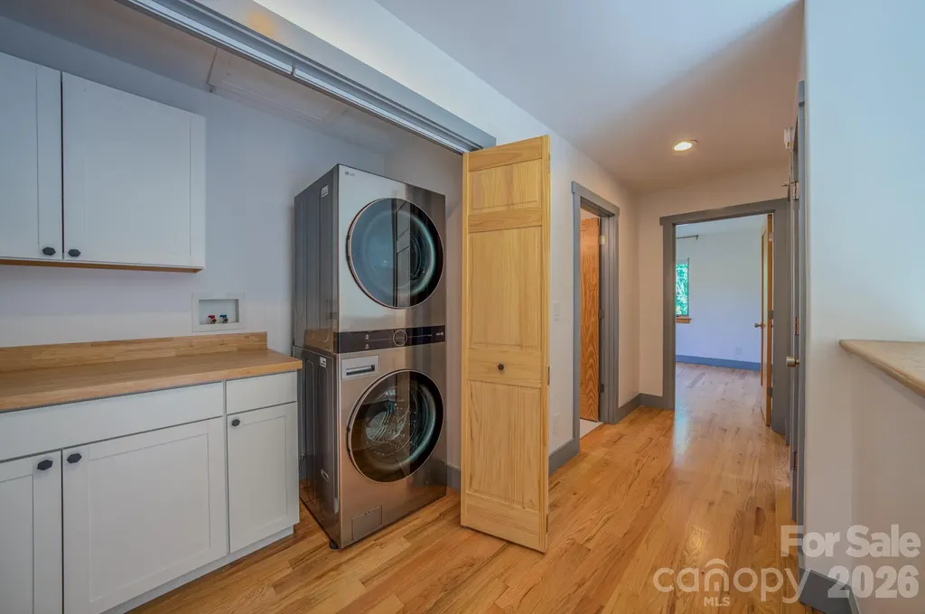 87 Deaver Street Asheville NC 28806