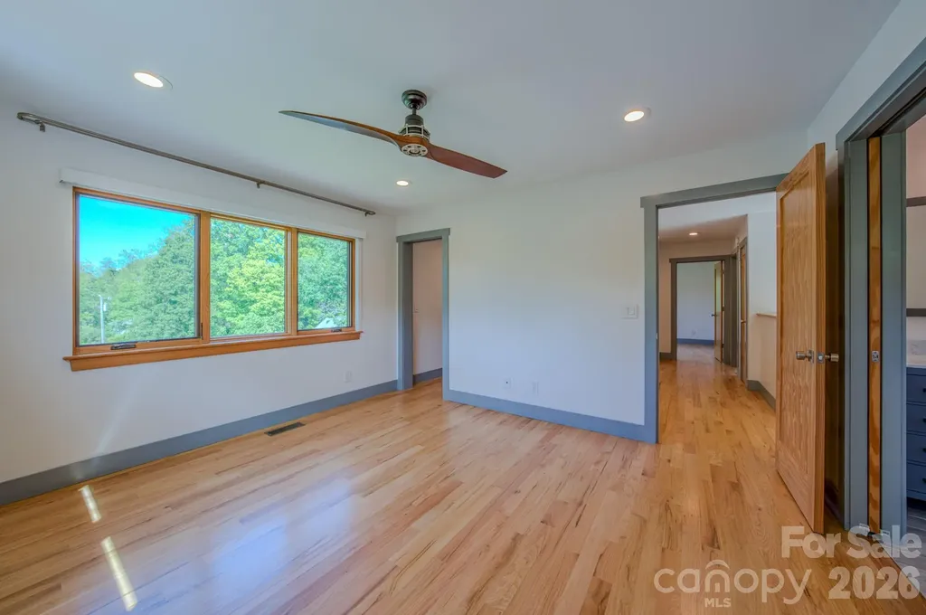 87 Deaver Street Asheville NC 28806