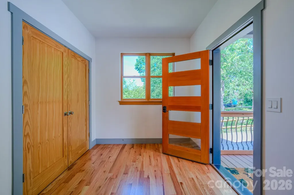 87 Deaver Street Asheville NC 28806