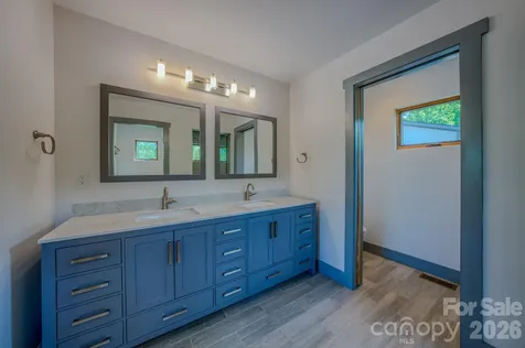 87 Deaver Street Asheville NC 28806