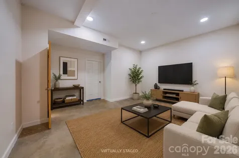 87 Deaver Street Asheville NC 28806