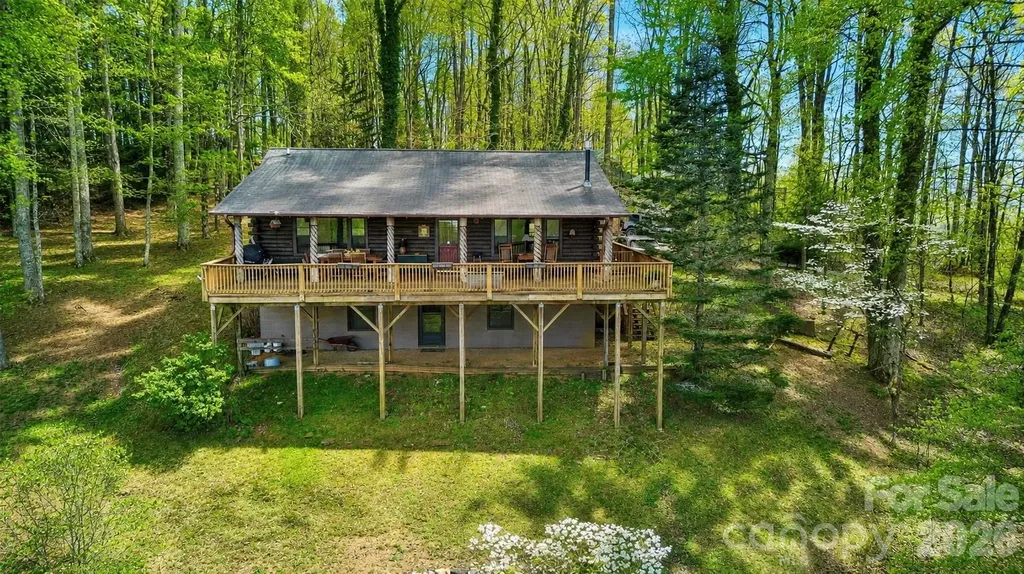 551 Carvers Knob Road Spruce Pine NC 28777