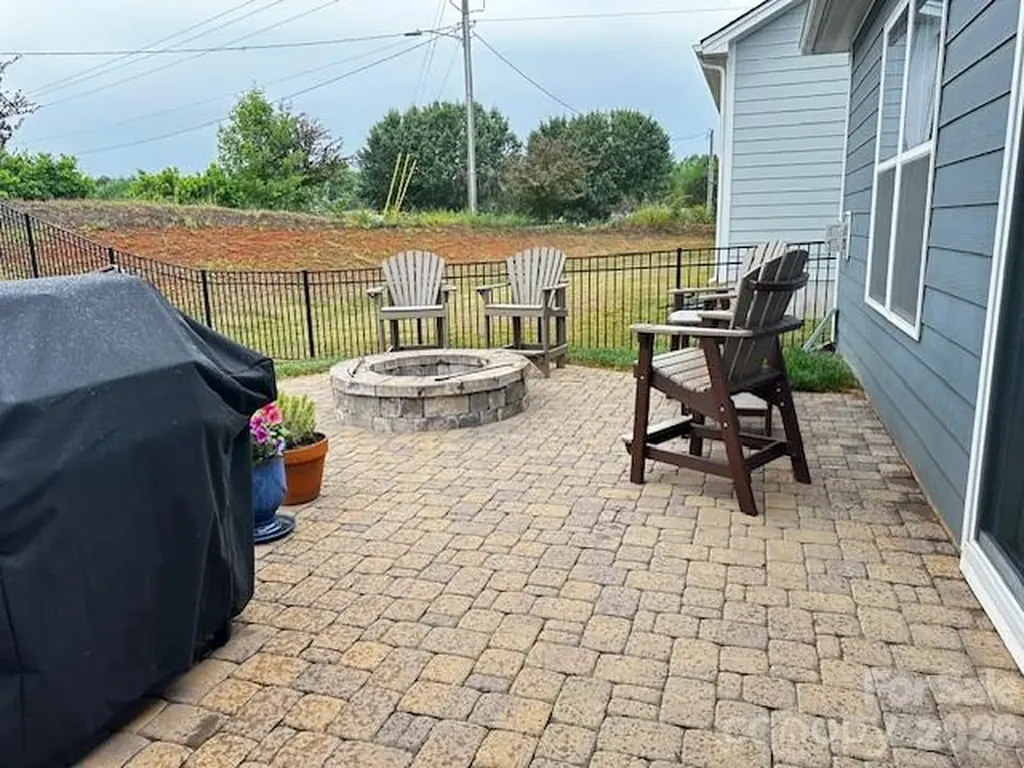 4450 Streamside Road Denver NC 28037